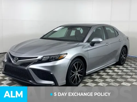 More photos of 2023 Toyota Camry SE at ALM Mazda South, GA