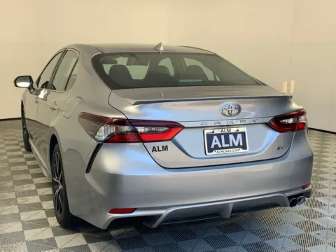 More photos of 2023 Toyota Camry SE at ALM Mazda South, GA