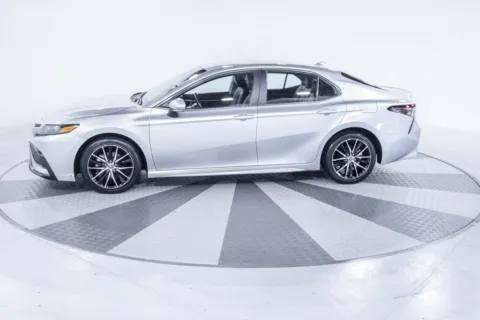 More photos of 2023 Toyota Camry SE at ALM Mazda South, GA