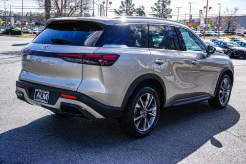 More photos of 2024 INFINITI QX60 LUXE at ALM Mazda South, GA
