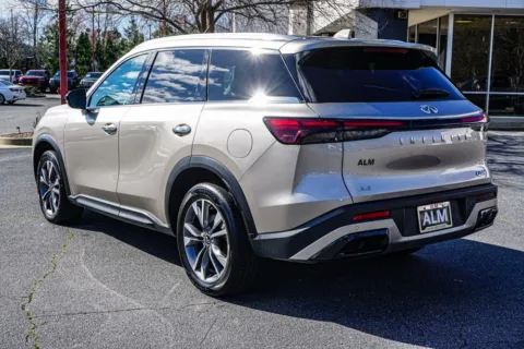 More photos of 2024 INFINITI QX60 LUXE at ALM Mazda South, GA