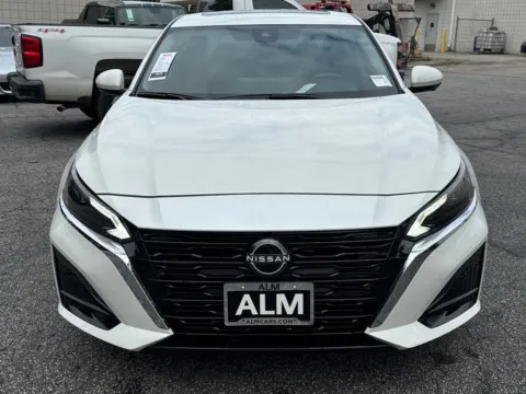 Photos of 2023 Nissan Altima 2.5 SL for sale in Morrow, GA at ALM Mazda South