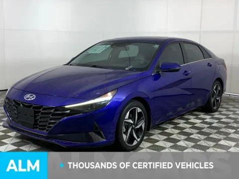 More photos of 2023 Hyundai Elantra Limited at ALM Mazda South, GA