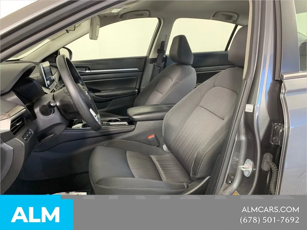 2023 Nissan Altima SV - Photo 17