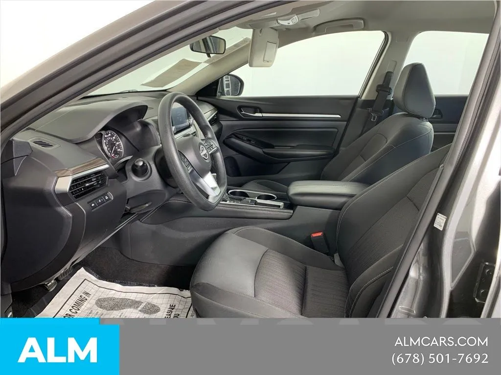 2023 Nissan Altima SV - Photo 8