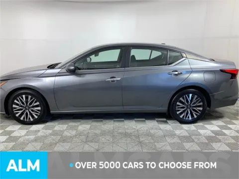 More photos of 2023 Nissan Altima 2.5 SV at ALM Mazda South, GA