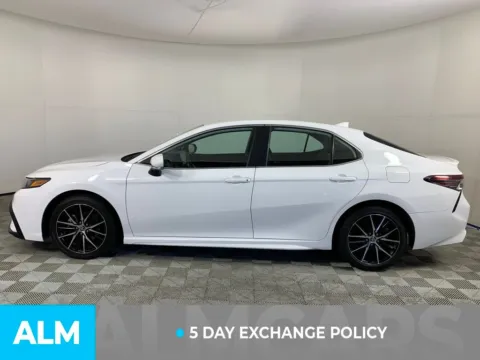 More photos of 2024 Toyota Camry SE at ALM Mazda South, GA