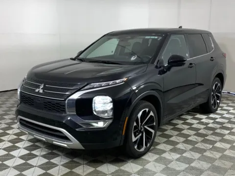 Another view of 2024 Mitsubishi Outlander SE for sale in Morrow, GA at ALM Mazda South