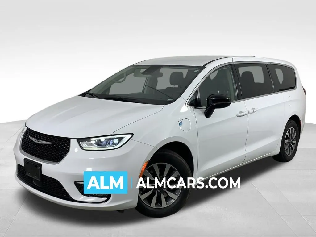 White 2024 Chrysler Pacifica Hybrid Select for sale in Morrow, GA