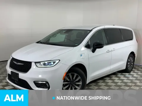 Another view of 2024 Chrysler Pacifica Hybrid Select for sale in Morrow, GA at ALM Mazda South