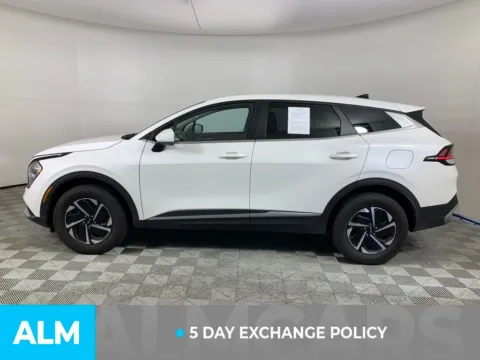 More photos of 2023 Kia Sportage Hybrid LX at ALM Mazda South, GA