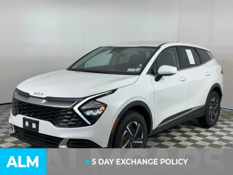 More photos of 2023 Kia Sportage Hybrid LX at ALM Mazda South, GA