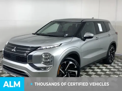 More photos of 2024 Mitsubishi Outlander SE at ALM Mazda South, GA