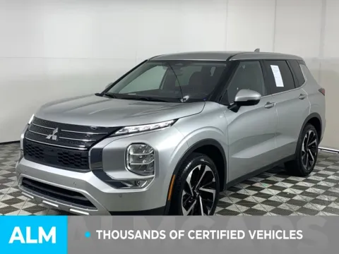 More photos of 2024 Mitsubishi Outlander SE at ALM Mazda South, GA