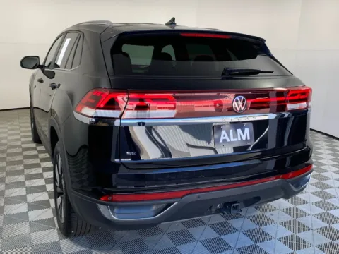 More photos of 2025 Volkswagen Atlas Cross Sport 2.0T SE w/Technology at ALM Mazda South, GA