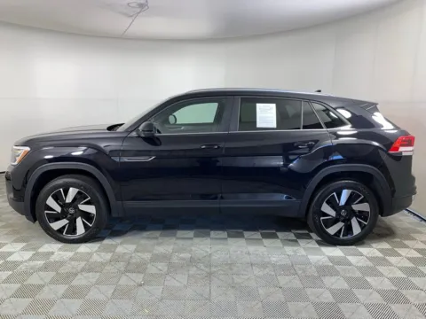 More photos of 2025 Volkswagen Atlas Cross Sport 2.0T SE w/Technology at ALM Mazda South, GA