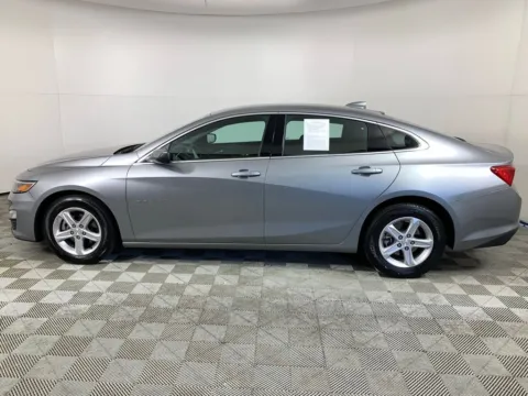 More photos of 2024 Chevrolet Malibu LT at ALM Mazda South, GA