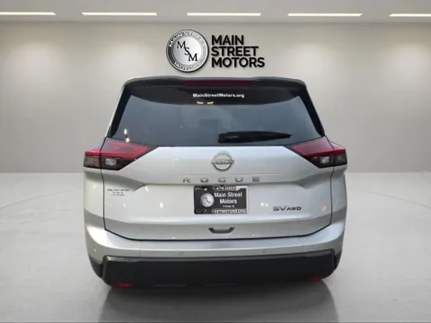 More photos of 2024 Nissan Rogue SV Sport Utility 4D at Main Street Motors, IN