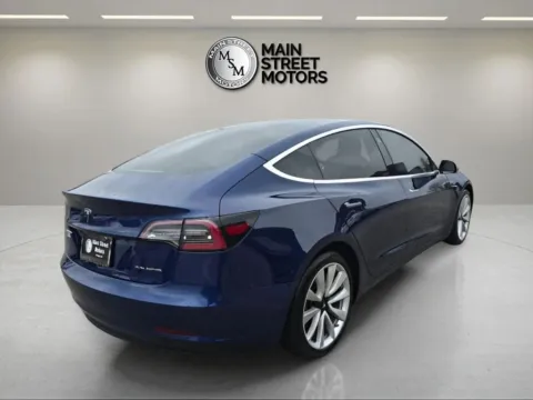 More photos of 2018 Tesla Model 3 Long Range Sedan 4D at Main Street Motors, IN