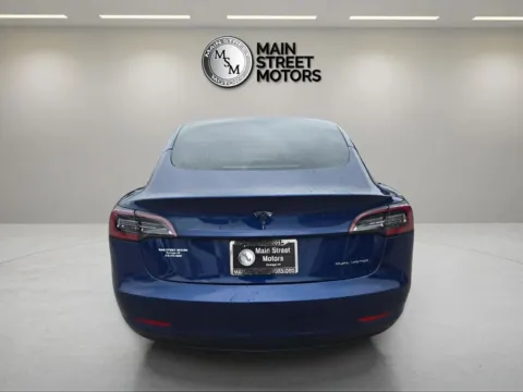 More photos of 2018 Tesla Model 3 Long Range Sedan 4D at Main Street Motors, IN