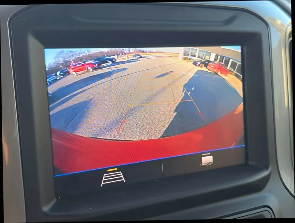 2020 Chevrolet Silverado 1500 Crew Cab thumbnail 25