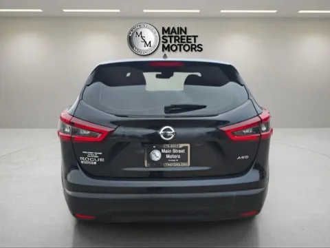 More photos of 2021 Nissan Rogue Sport S Sport Utility 4D at Main Street Motors, IN