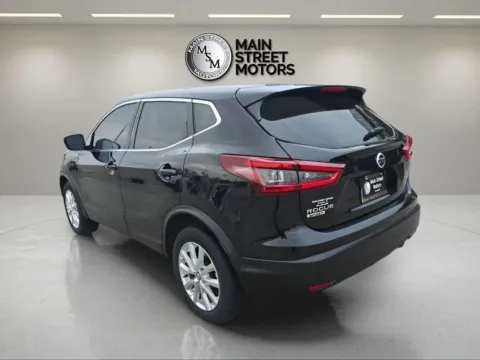 More photos of 2021 Nissan Rogue Sport S Sport Utility 4D at Main Street Motors, IN