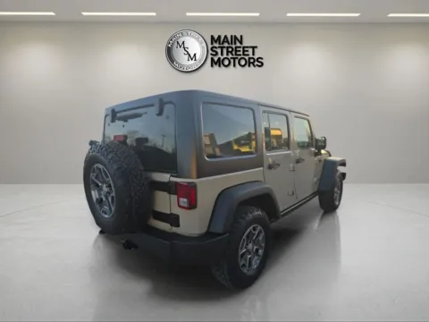 More photos of 2017 Jeep Wrangler Unlimited Rubicon Sport Utility 4D at Main Street Motors, IN