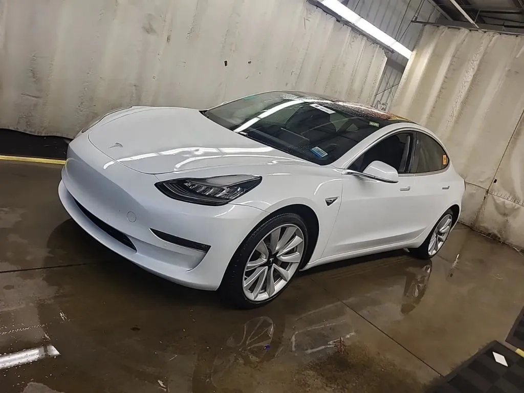 2018 Tesla Model 3 Long Range