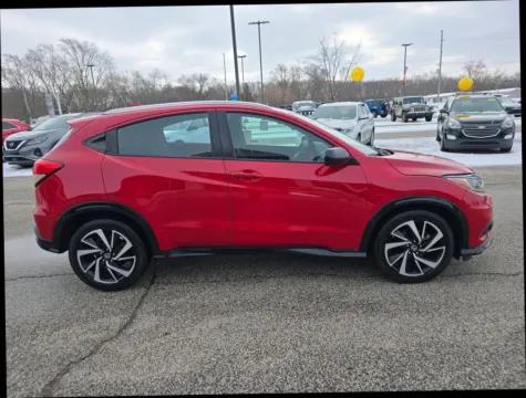 More photos of 2019 Honda HR-V Sport SUV 4D at Main Street Motors, IN