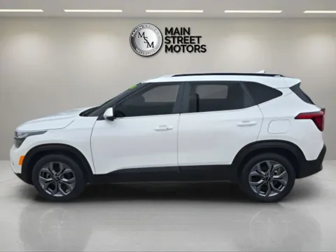 Photos of 2024 Kia Seltos S Sport Utility 4D for sale in Portage, IN at Main Street Motors