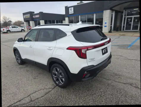 Photos of 2024 Kia Seltos S Sport Utility 4D for sale in Portage, IN at Main Street Motors