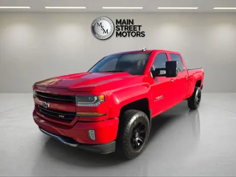 Red 2017 Chevrolet Silverado 1500 Crew Cab Z71 LT Pickup 4D 5 3/4 ft for sale in Portage, IN