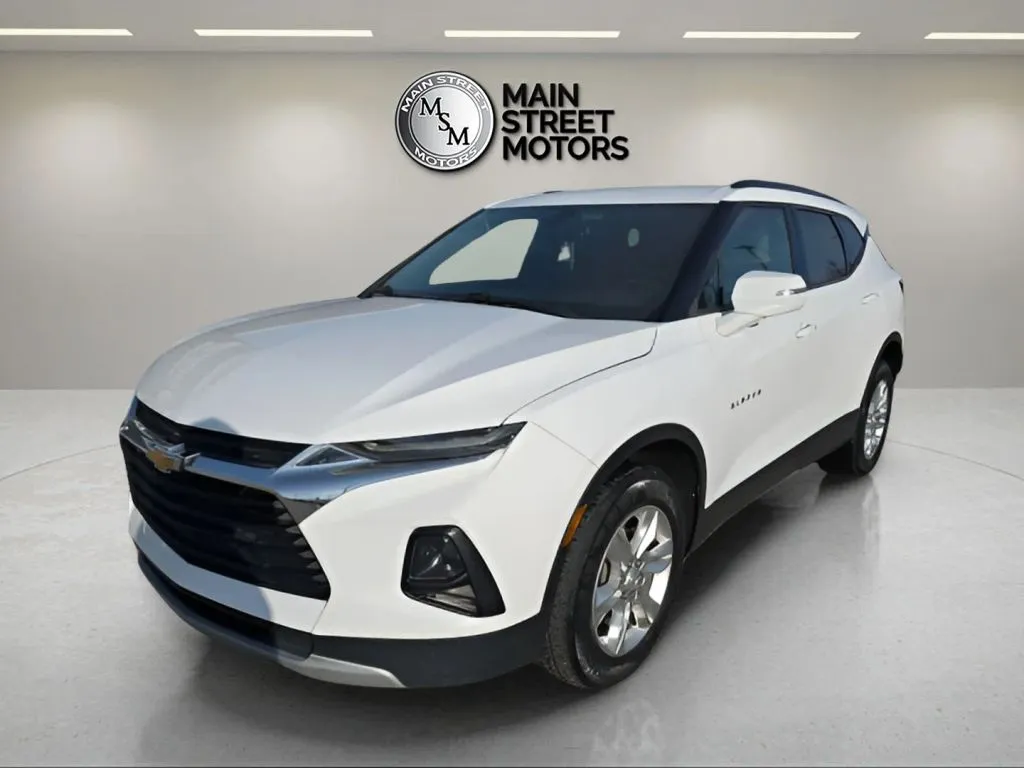 White 2020 Chevrolet Blazer 2LT Sport Utility 4D for sale in Portage, IN