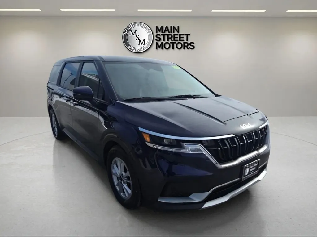 2024 Kia Carnival - Image 3