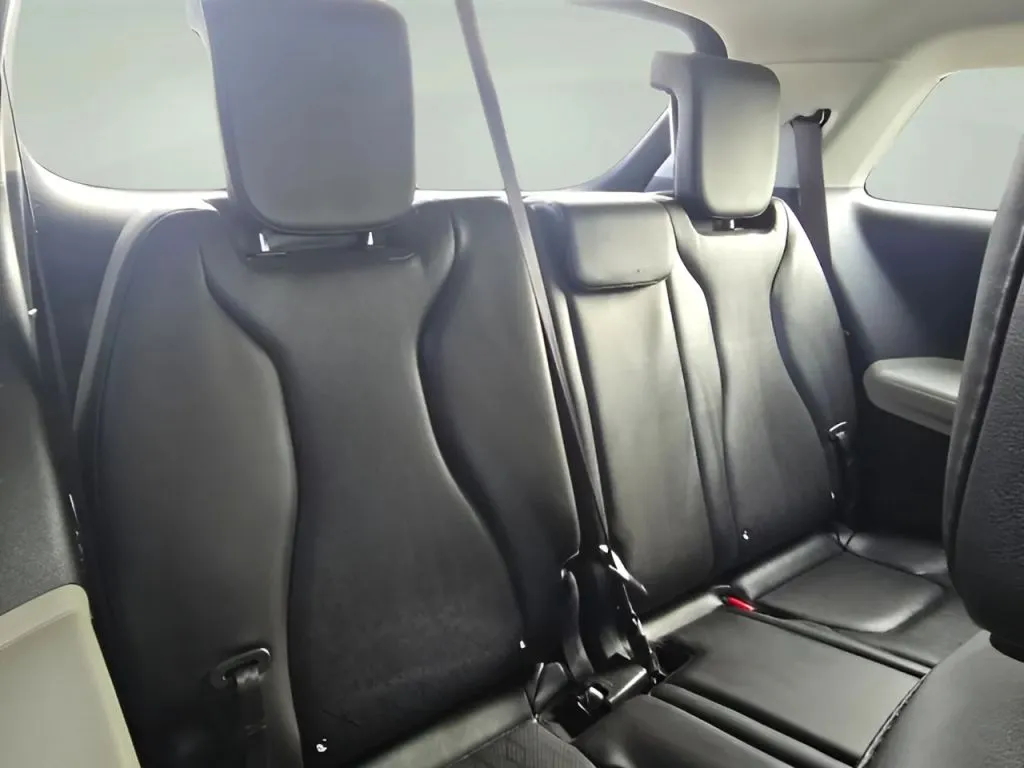 2024 Kia Carnival thumbnail 8