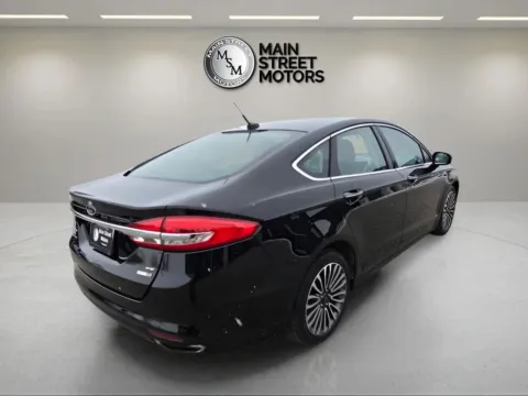 More photos of 2018 Ford Fusion SE Sedan 4D at Main Street Motors, IN