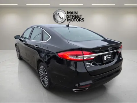 Another view of 2018 Ford Fusion SE Sedan 4D for sale in Portage, IN at Main Street Motors
