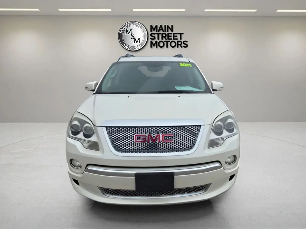 2011 Gmc Acadia - Image 3