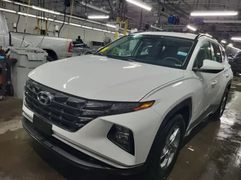 White 2024 Hyundai Tucson SEL Sport Utility 4D for sale in Portage, IN