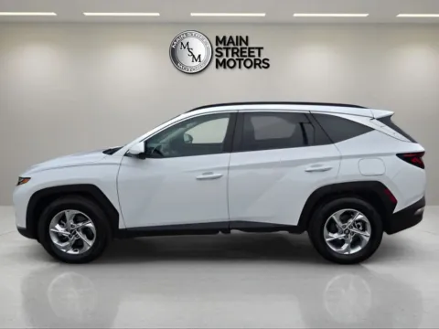 Photos of 2024 Hyundai Tucson SEL Sport Utility 4D for sale in Portage, IN at Main Street Motors