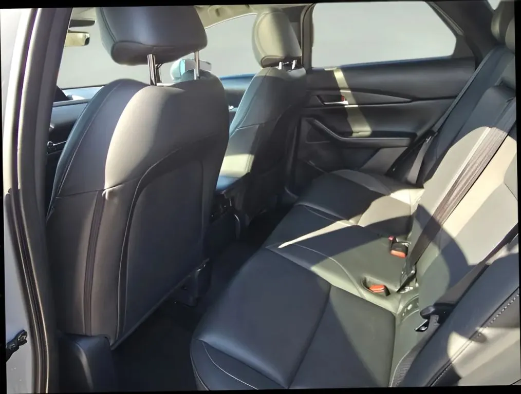 2025 Mazda CX-30 thumbnail 6