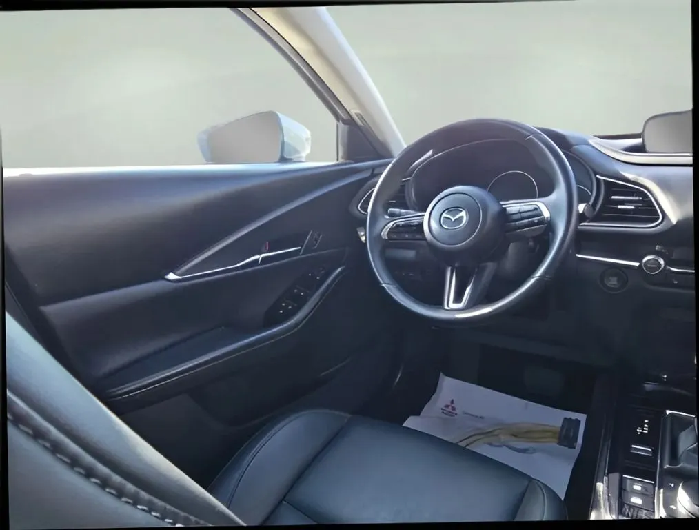 2025 Mazda CX-30 thumbnail 25