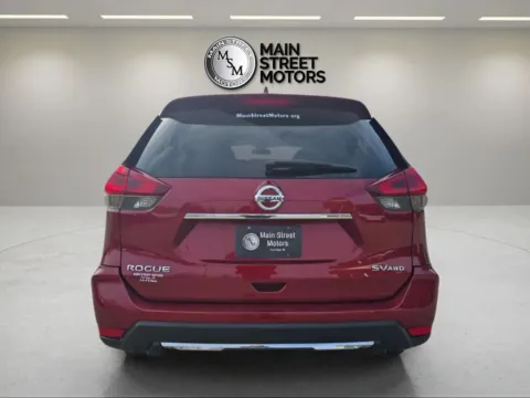 More photos of 2018 Nissan Rogue SV Sport Utility 4D at Main Street Motors, IN