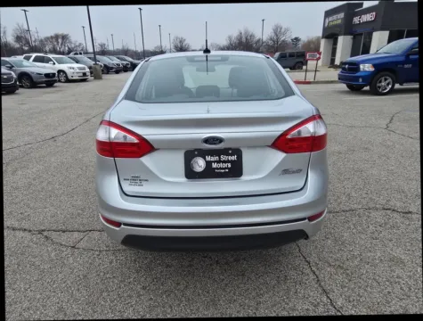 More photos of 2017 Ford Fiesta SE Sedan 4D at Main Street Motors, IN