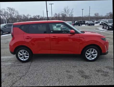 More photos of 2024 Kia Soul LX Wagon 4D at Main Street Motors, IN