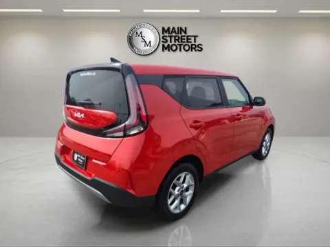 More photos of 2024 Kia Soul LX Wagon 4D at Main Street Motors, IN