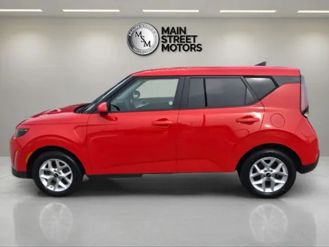 Photos of 2024 Kia Soul LX Wagon 4D for sale in Portage, IN at Main Street Motors