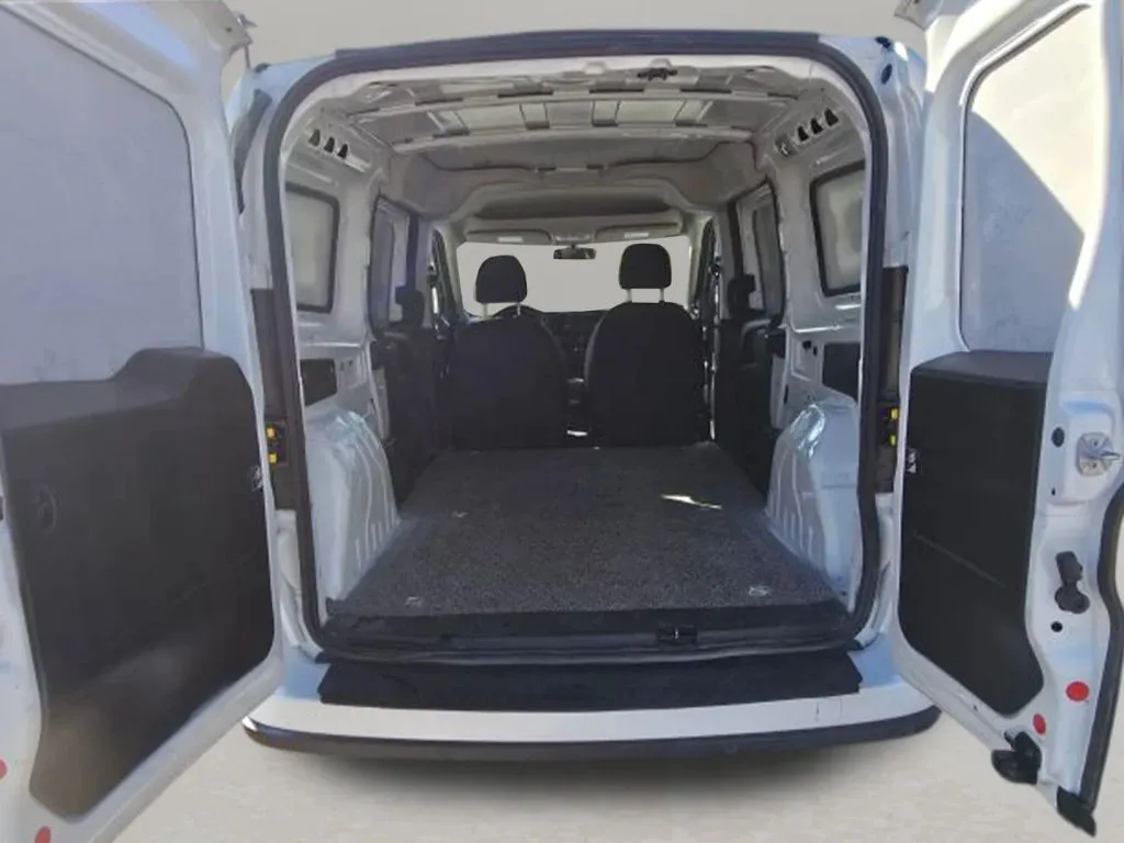 Ram Promaster City photo 22