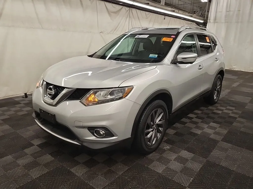 2016 Nissan Rogue SL Sport Utility 4D for sale in Portage, IN